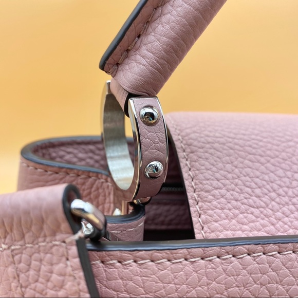 ✈️sold✈️Louis Vuitton CAPUCINES PM,leather bag - Picture 10 of 16